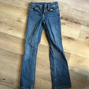Girls size 10 slim Wrangler jeans. Really good condition!